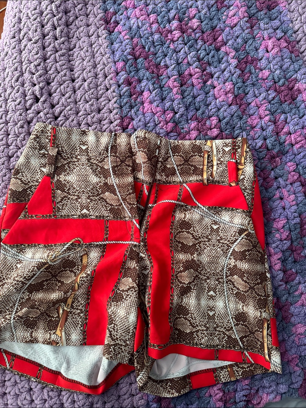 Women’s Red & Brown Patterned Bermuda Shorts